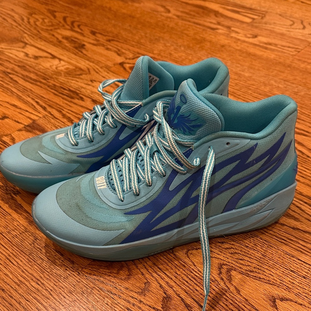 Puma Melo sneakers
